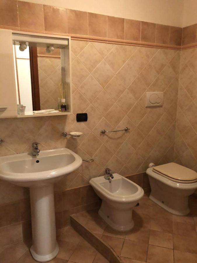 Guest House Via Poerio 카탄차로 외부 사진